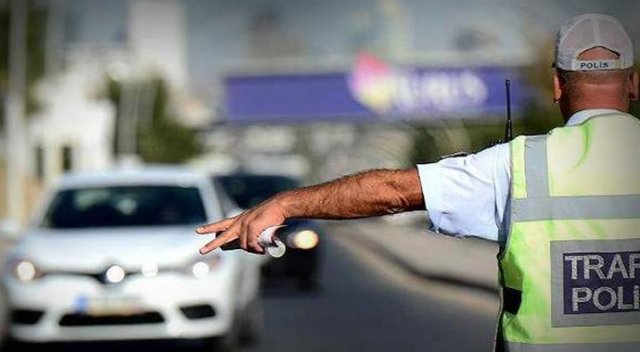 Gaziantep'te bombalı araç alarmı Gaziantep'te bombalı araç alarmı
