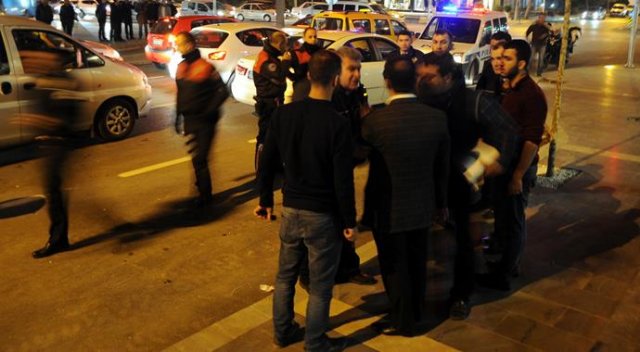 Gaziantep&#039;te yol verme kavgası, yaralılar var