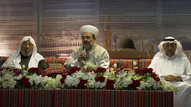 Görmez, Katar'da FETÖ'yü anlattı Görmez, Katar'da FETÖ'yü anlattı