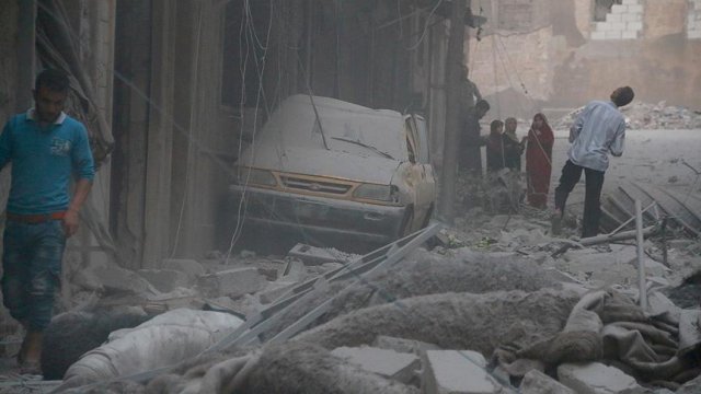 Halep'te sivillere bomba yağdı: 7 ölü Halep'te sivillere bomba yağdı: 7 ölü