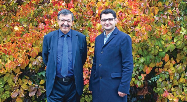 Hayati İnanç: Divan edebiyatı psikoterapi gibi Hayati İnanç: Divan edebiyatı psikoterapi gibi