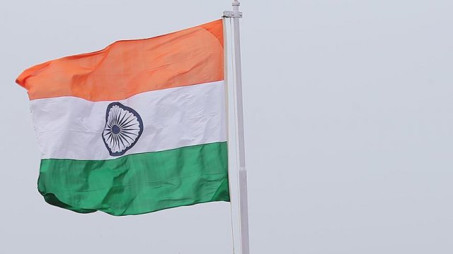 Hindistan, Keşmirli insan hakları savunucusunu serbest bıraktı