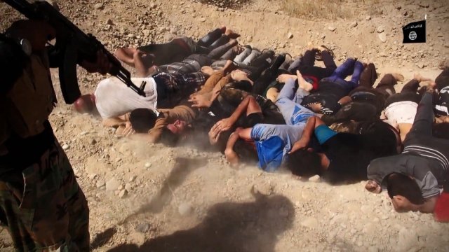 HRW: DAEŞ Musul'dan çekilirken 300 Iraklı polisi öldürdü HRW: DAEŞ Musul'dan çekilirken 300 Iraklı polisi öldürdü
