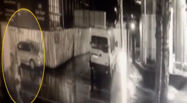 İşe yetişmeye çalışan temizlikçi kadına araç böyle çarptı