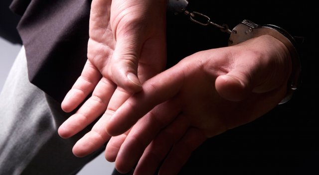 İzmir'de 4.dalga operasyonu: 39 gözaltı İzmir'de 4.dalga operasyonu: 39 gözaltı