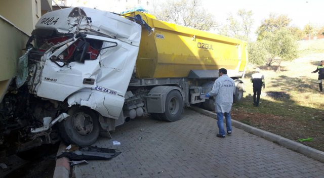 Kahramanmaraş’ta feci kaza, 2 kişi hayatını kaybetti