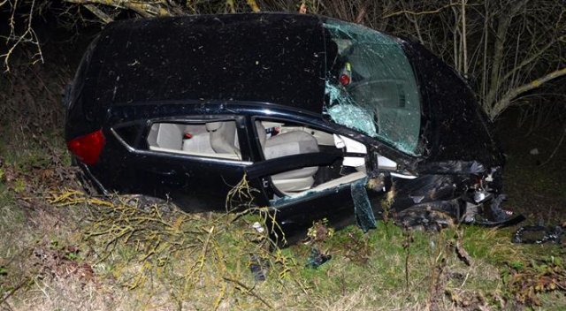 Kocaeli&#039;de otomobil devrildi: 1 yaralı