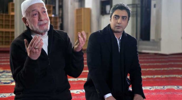 Kurtlar Vadisi&#039;nin Ömer babası canlı yayına patladı!
