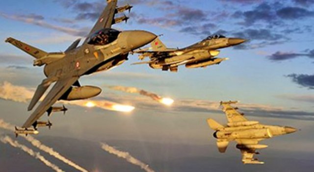 Kuzey Irak&#039;ta hava harekatı! 7 terörist öldürüldü