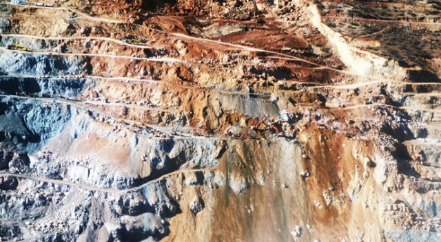 Maden köyünde göçük altında kalan 11’inci işçiye ulaşıldı