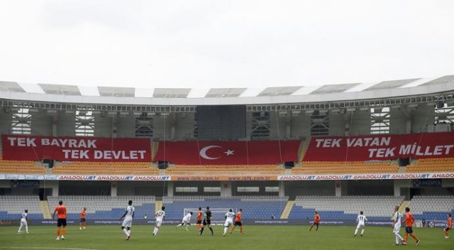 Medipol Başakşehir'de Galatasaray hazırlıkları başladı Medipol Başakşehir'de Galatasaray hazırlıkları başladı