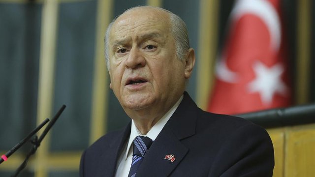 MHP'li hukukçulardan Bahçeli'ye anayasa raporu