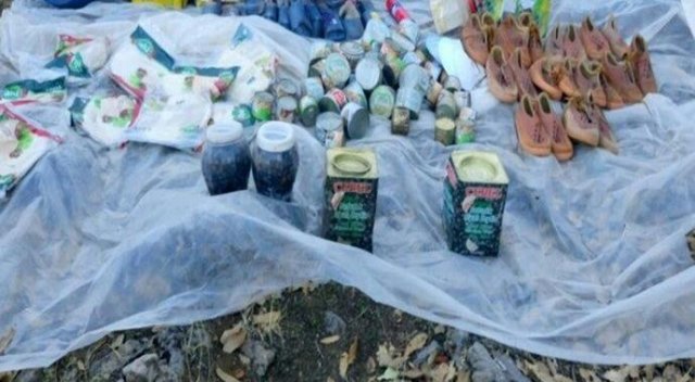 Muş'ta teröristlere ait malzemeler ele geçirildi Muş'ta teröristlere ait malzemeler ele geçirildi