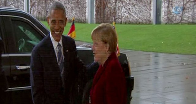 Obama, Merkel ile görüşmek için Başbakanlığa geldi