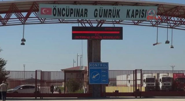 Öncüpınar kapısı geçişlere açıldı Öncüpınar kapısı geçişlere açıldı