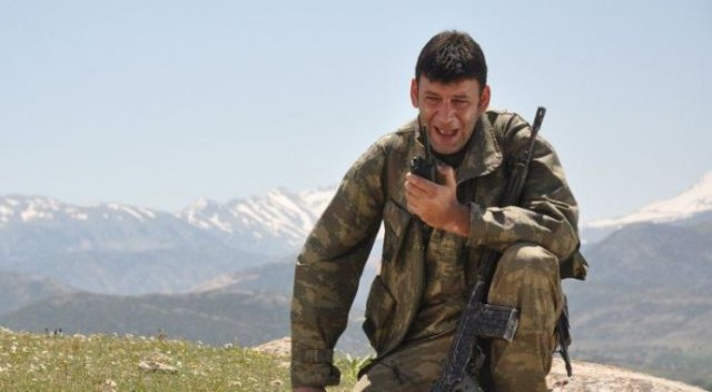 Oyuncu İsmail Hakkı'nın 'Diriliş' paylaşımı olay oldu Oyuncu İsmail Hakkı'nın 'Diriliş' paylaşımı olay oldu