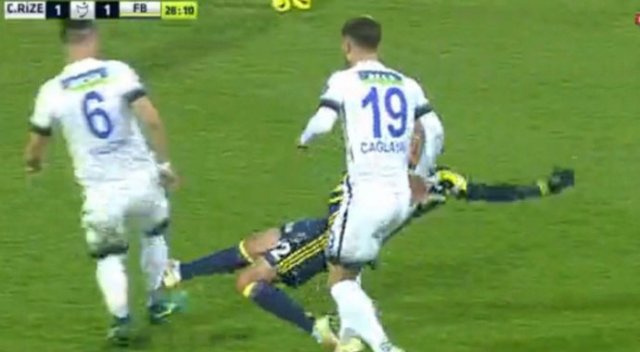 Quaresma'dan sonra Aatıf da es geçildi
