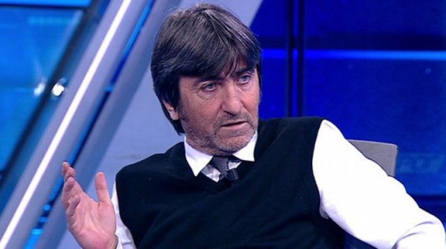 Rıdvan Dilmen: 'Galatasaray'ın hocası yok...' Rıdvan Dilmen: 'Galatasaray'ın hocası yok...'