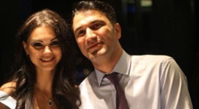 Şarkıcı Nez evlendi Şarkıcı Nez evlendi