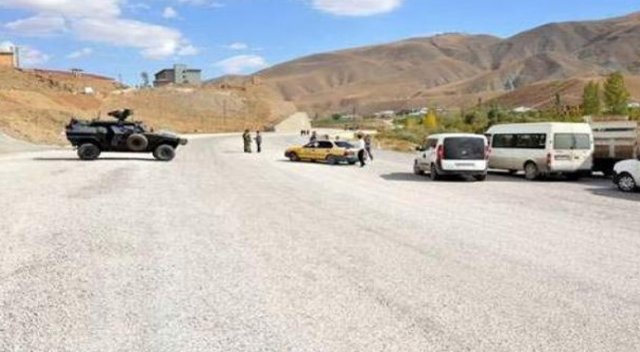 Şırnak'ta 2 bomba yüklü araç ele geçirildi