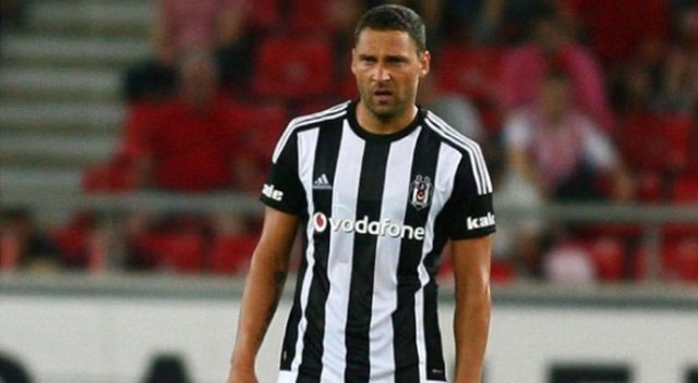Tosic dönüyor Tosic dönüyor