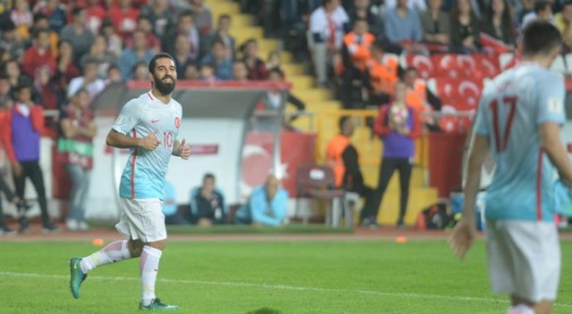 TV8'den milli maç sırasında tepki çeken hareket!