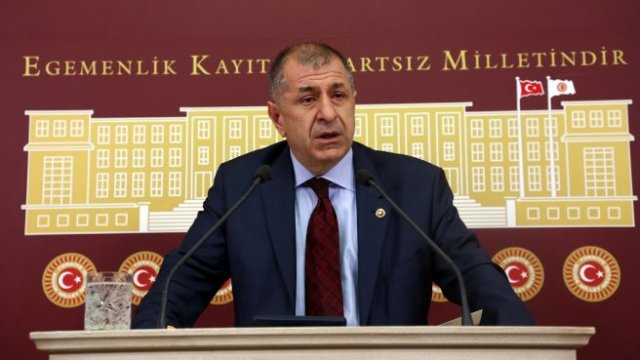 Ümit Özdağ, MHP'den ihraç edildi Ümit Özdağ, MHP'den ihraç edildi