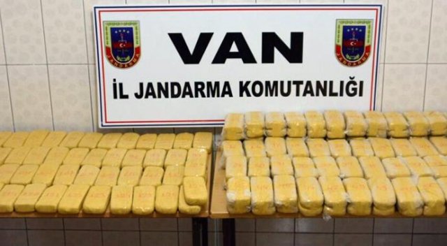 Van'da 8 milyar 240 milyonluk uyuşturucu ele geçirildi Van'da 8 milyar 240 milyonluk uyuşturucu ele geçirildi