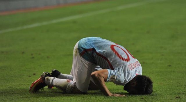Volkan Şen derbi öncesi moral depoladı Volkan Şen derbi öncesi moral depoladı