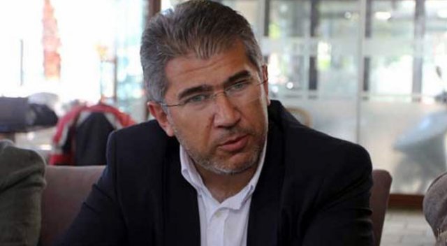 "Darbeci general Cumhurbaşkanı'nı altınlarla çekip servis edecekti"