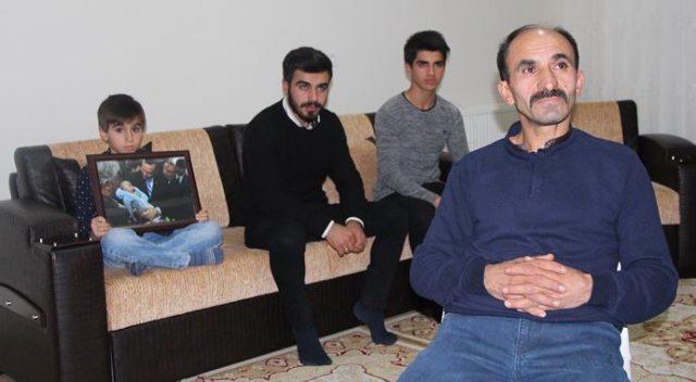 3 çocuğuna da Recep Tayyip Erdoğan ismini verdi 3 çocuğuna da Recep Tayyip Erdoğan ismini verdi