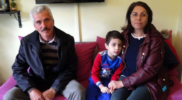6 yaşındaki Muhammet tedavi edilmezse yatağa bağlı yaşayacak!