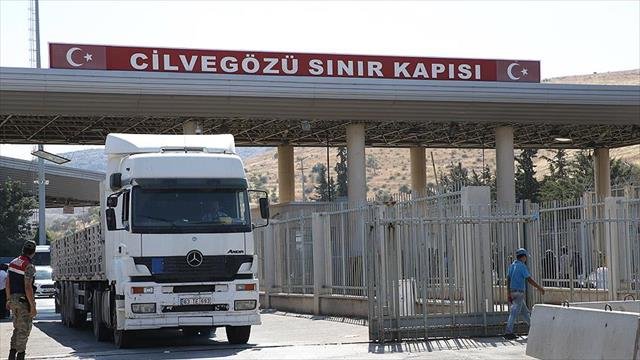 81 ilden yardım TIR'ları Halep'e doğru harekete geçti 81 ilden yardım TIR'ları Halep'e doğru harekete geçti