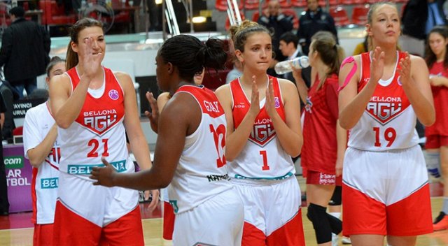 AGÜ namağlup bitirdi AGÜ namağlup bitirdi