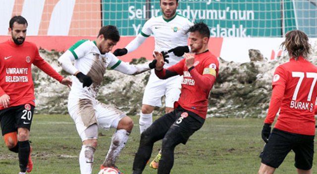 Akhisar Ümraniye&#039;yi devirdi