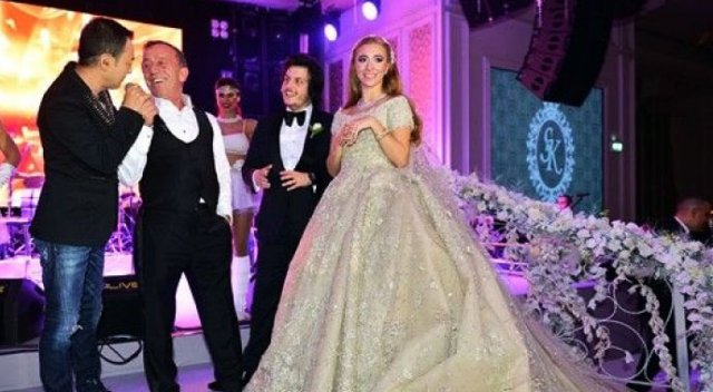 Ali Ağaoğlu damadına yalı hediye etti
