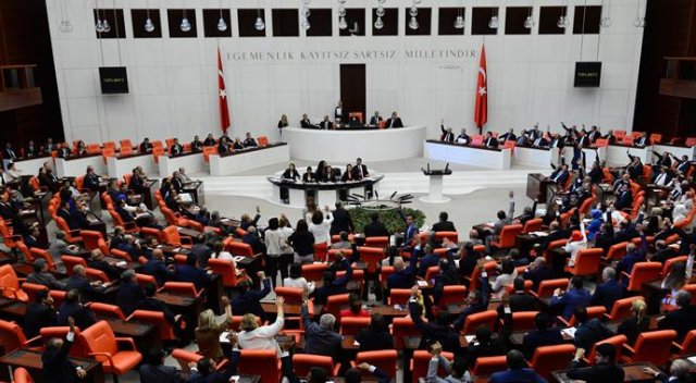 Anayasa değişikliği teklifi komisyona sevk edildi
