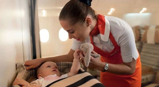 Anneye her ay dadı parası Anneye her ay dadı parası