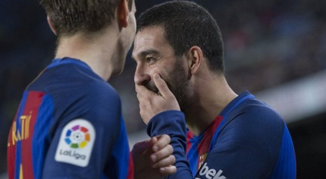 Arda Turan'a Çin'den rekor teklif Arda Turan'a Çin'den rekor teklif