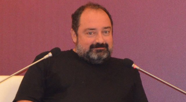 Aydın futbolla ilgili görevlerinden çekildi