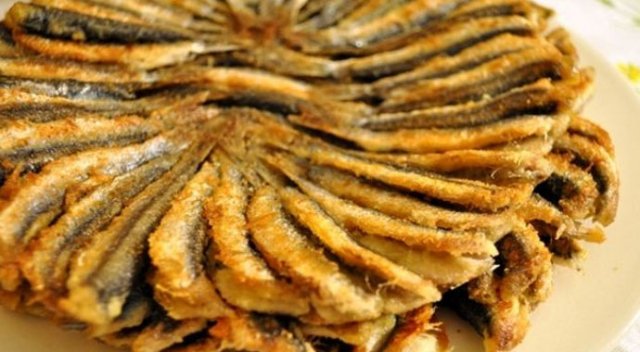 Balıkçı Kenan’dan engelli vatandaşlara balık ziyafeti Balıkçı Kenan’dan engelli vatandaşlara balık ziyafeti