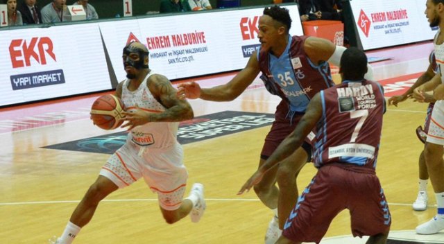 Banvit, Trabzonspor'u rahat geçti Banvit, Trabzonspor'u rahat geçti