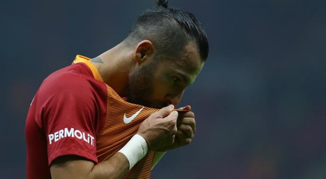 Başakşehir&#039;den anlamlı Yasin Öztekin tweeti