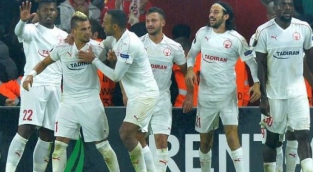 Beşiktaş&#039;ın rakibi Hapoel liderliğini sürdürdü