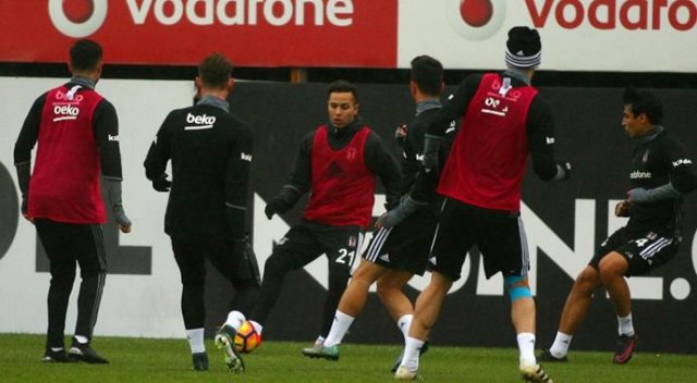 Beşiktaş&#039;ta Kasımpaşa hazırlıkları başladı