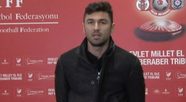 Burak Yılmaz: 'Biraz olsun yüzleri güldürebildiysek ne mutlu bize' Burak Yılmaz: 'Biraz olsun yüzleri güldürebildiysek ne mutlu bize'
