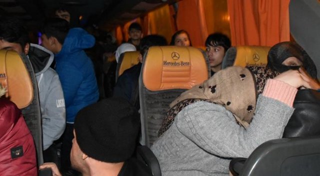 Burdur'da 140 yabancı uyruklu yakalandı Burdur'da 140 yabancı uyruklu yakalandı