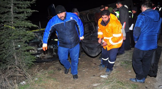 Bursa’da feci kaza: 4 ölü 1 yaralı