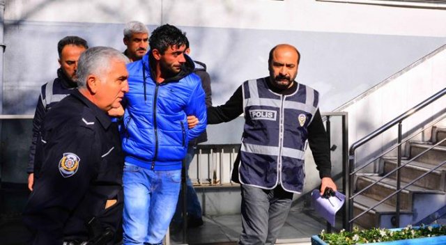 Çaldığı gitar internette satışa çıkınca yakayı ele verdi