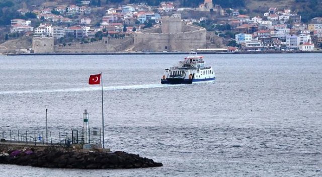 Çanakkale’de feribot seferleri iptal edildi